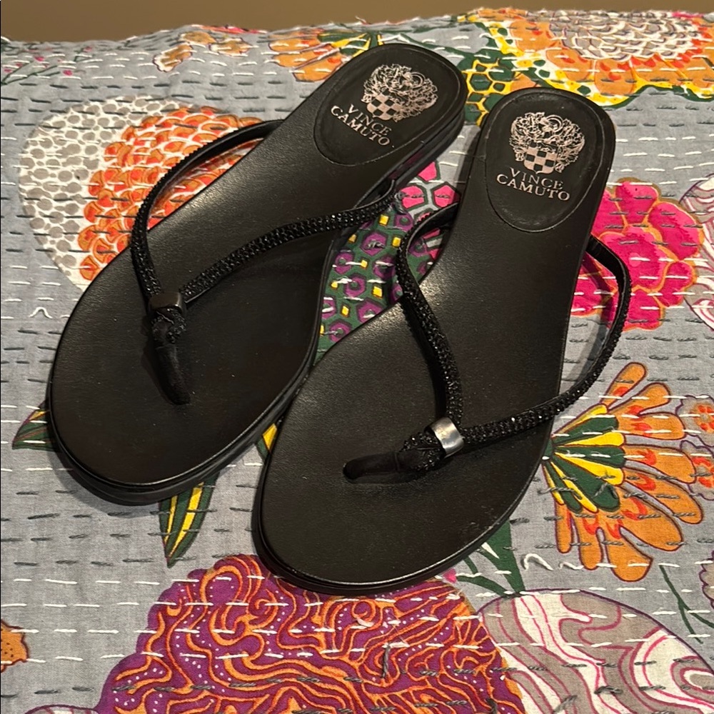 Vince Camuto Black Minimalist Sandals